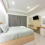 The Seathru Koh Larn Hotel 3*