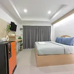 Hotel The Seathru Koh Larn 3*