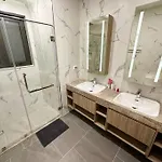 วิลล่า Super Luxury 3 Bedroom Private Pool With Jacuzzi, Near 711, 10 Minutes To Walking Street And - Mt 7
