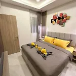 Super Luxury 3 Bedroom Private Pool With Jacuzzi, Near 711, 10 Minutes To Walking Street And - Mt 7 *