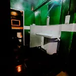 Happiness Community Wake & Bake - Rooftop Bar & Bistro Hostel *