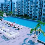 Arcadia Beach Condominium อพาร์ทเม้น *