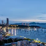 Hotel Vacaystation Edge 4*