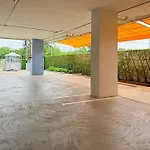 โรงแรม Baan By Sabai Near By God