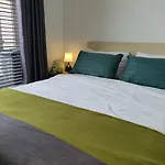 อพาร์ทเม้น The Guestrooms Pattaya