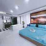 Amazing Big Balcony Seaview Dontan Beachfront * Pattaya