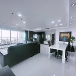 Apartment Amazing Big Balcony Seaview Dontan Beachfront