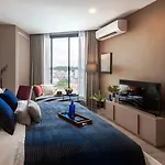 Edge Seaview อพาร์ทเม้น Pattaya