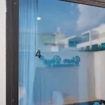 Your Days Pool Pattaya