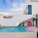Your Days Pool Pattaya