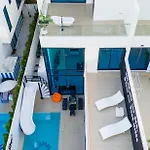 Your Days Pool Pattaya