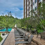 อพาร์ทเม้น Sea View High Floor 2 Bed Room-excellent Location *