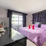 Abu Nawas Hotel 3*