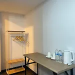 Maland House - Soi 14 Saisong Road Hotel