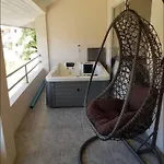 Holiday home 3 Bedroom Renovated House With In - And Outdoor Jacuzzi Pattaya