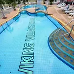 3 Bedroom Renovated House With In - And Outdoor Jacuzzi