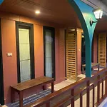 The Leaf&Pool Kohlarn เดอะลีฟ&พลู ที่พักเกาะล้าน