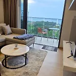 อพาร์ทเม้น Luxury 2 Bed Sea View - Location