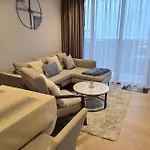 Luxury 2 Bed Sea View - Location