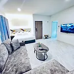 Pj & Bar * Pattaya