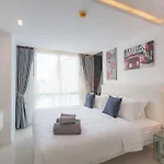 อพาร์ทเม้น New Superb One-bedroom In The Heart Of Pattaya