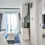 New Superb One-bedroom In The Heart Of *