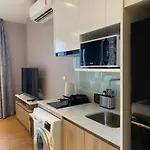 อพาร์ทเม้น Comfort With Seaview Panorama Pool
