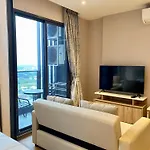 อพาร์ทเม้น Comfort With Seaview Panorama Pool Pattaya