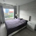 1 Bed Condo With Pool