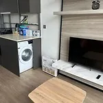 อพาร์ทเม้น Beachfront 1br With Breathtaking Views Pattaya