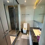 Beachfront 1br With Breathtaking Views อพาร์ทเม้น