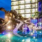 Large Luxury - Centre - Centara Avenue - 101 Pattaya