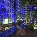 Large Luxury - Centre - Centara Avenue - 101 Pattaya