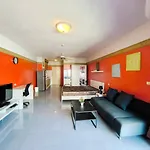 อพาร์ทเม้น Markland Front Pattaya