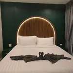 อพาร์ทเม้น Luxurious Penthouse Pattaya