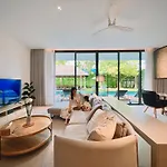 De Time - The Luxury Private Pool *