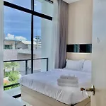 The Rich Garden *