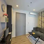 The Base High Floor อพาร์ทเม้น
