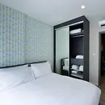 The Base High Floor อพาร์ทเม้น