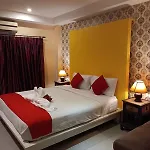 โรงแรม Aura