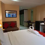 Aura Inn Rooms