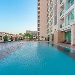 Garden Tower By Apartment *