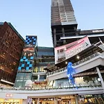 The Globe Hotel, Bar & Restaurant 3* Pattaya