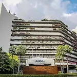 Base Central Pattaya Quiet King-Bed With Infinity Pool & Free Netflix!