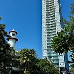 อพาร์ทเม้น Supalai Sea View Luxury Pattaya
