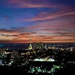 Supalai Sea View Luxury Room