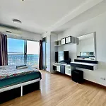 อพาร์ทเม้น Supalai Sea View Luxury