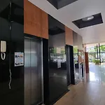 250 Metre Stroll To Walking Street - Yensabai Condotel