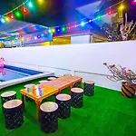 Soi 15 Thappraya Pool Villa- 5km To Jomtien วิลล่า *