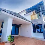 วิลล่า Soi 15 Thappraya Pool Villa- 5km To Jomtien